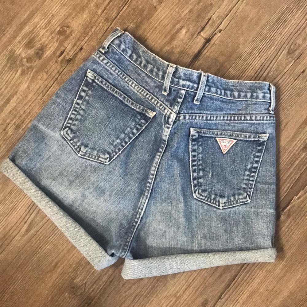 Ultra high waisted vintage guess shorts